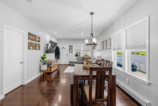116 Saratoga Avenue, Pawtucket, RI 02861