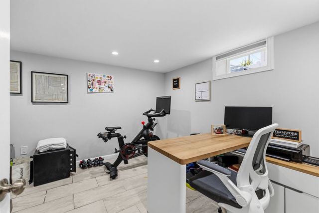116 Saratoga Avenue, Pawtucket, RI 02861