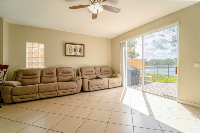 6770 Aliso Avenue, West Palm Beach, FL 33413