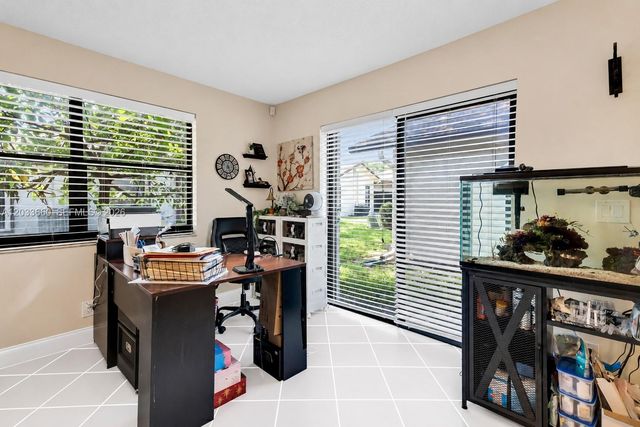 1726 SW 20th Ter, Deerfield Beach, FL 33442