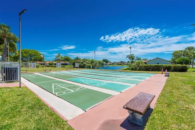 1726 SW 20th Ter, Deerfield Beach, FL 33442