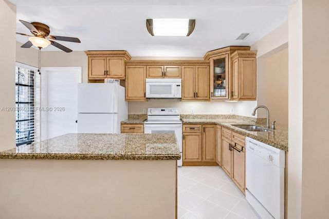 1726 SW 20th Ter, Deerfield Beach, FL 33442