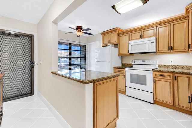 1726 SW 20th Ter, Deerfield Beach, FL 33442