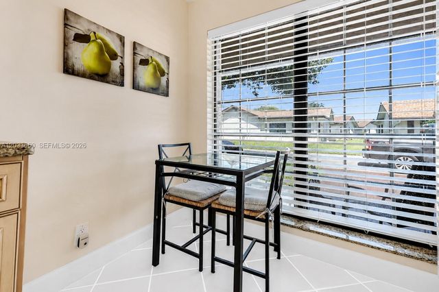 1726 SW 20th Ter, Deerfield Beach, FL 33442