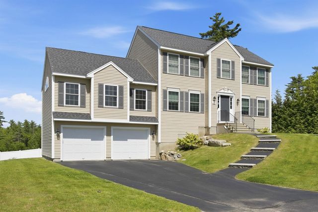 317 University Circle, Hooksett, NH 03106