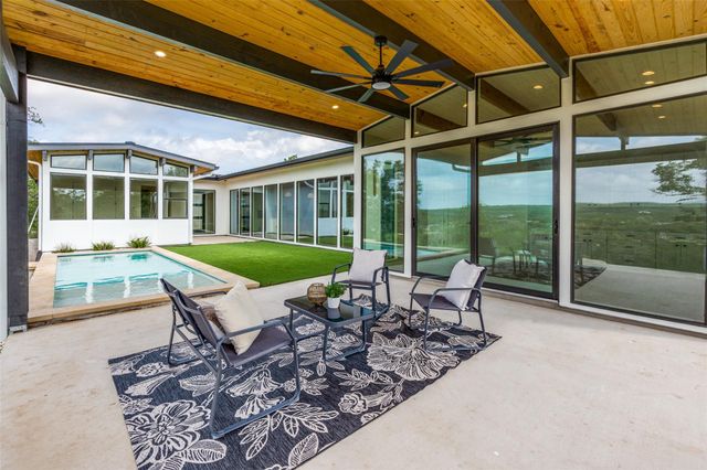 1752 Demi John Bend RD, Canyon Lake, TX 78133
