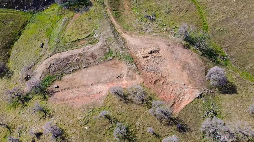 Image 12 of property listing at 9754 Mirasol Way, La Grange, CA 95329