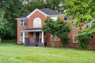 1004 Austin Ct, Nolensville, TN 37135