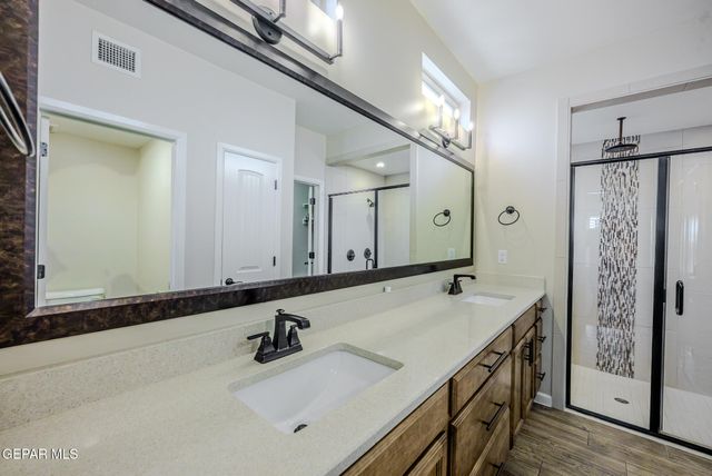 1251 HIDDEN DESERT Lane, El Paso, TX 79912