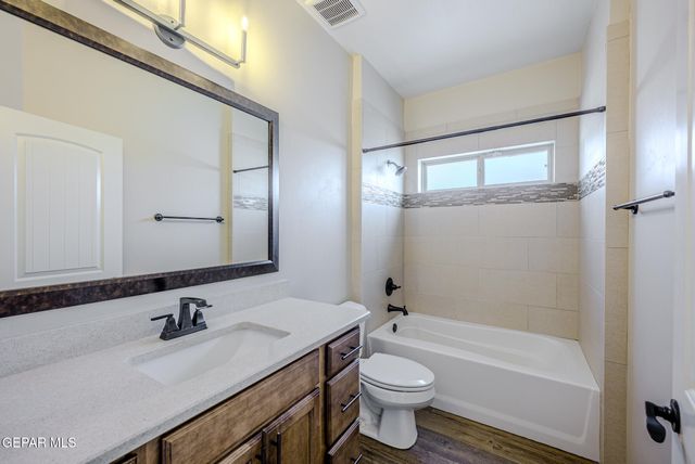 1251 HIDDEN DESERT Lane, El Paso, TX 79912