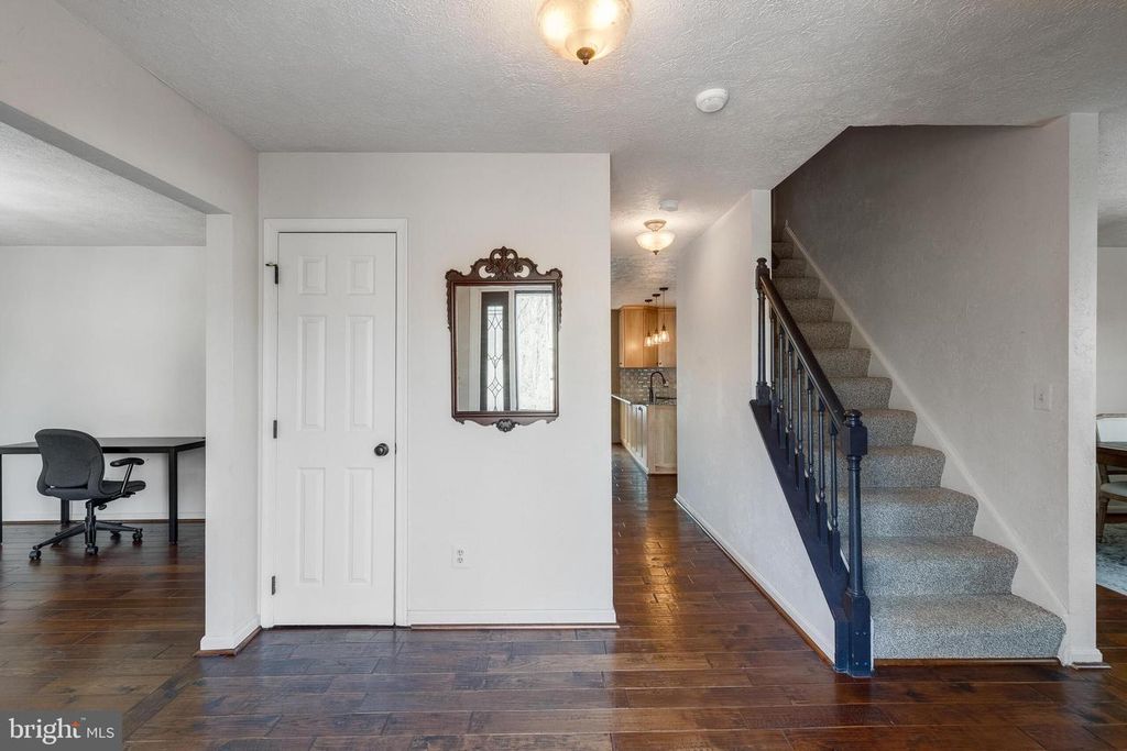 Image 18 of property listing at 30060 FOREST VIEW LN, Mechanicsville, MD 20659