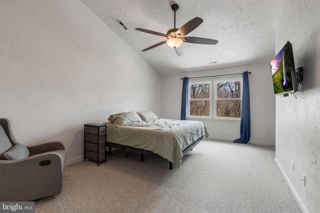 Image 25 of property listing at 30060 FOREST VIEW LN, Mechanicsville, MD 20659
