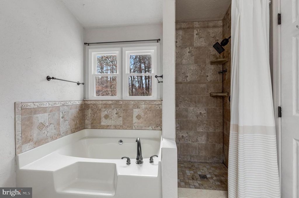 Image 28 of property listing at 30060 FOREST VIEW LN, Mechanicsville, MD 20659