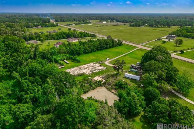 21717 Plank Rd, Zachary, LA 70791