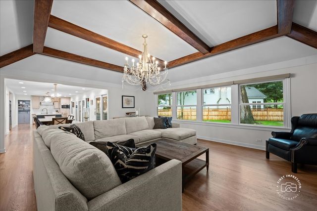 1415 Heatherton Drive, Naperville, IL 60563