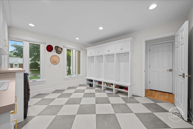 1415 Heatherton Drive, Naperville, IL 60563