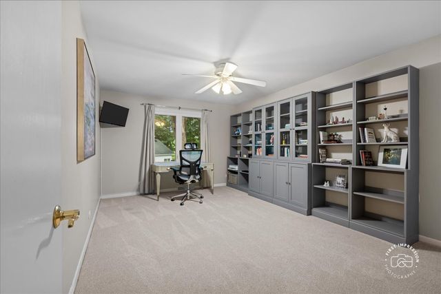 1415 Heatherton Drive, Naperville, IL 60563