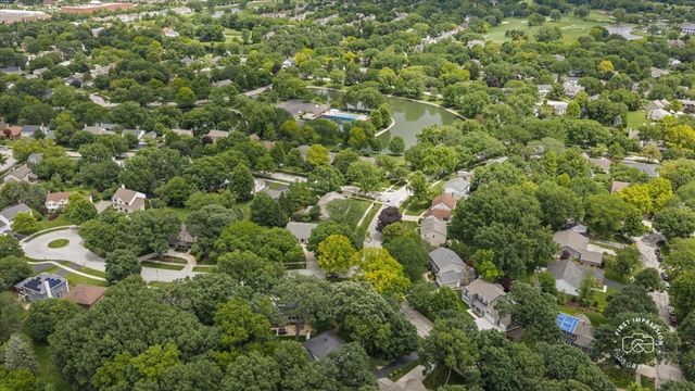 1415 Heatherton Drive, Naperville, IL 60563