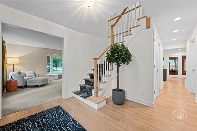 1415 Heatherton Drive, Naperville, IL 60563