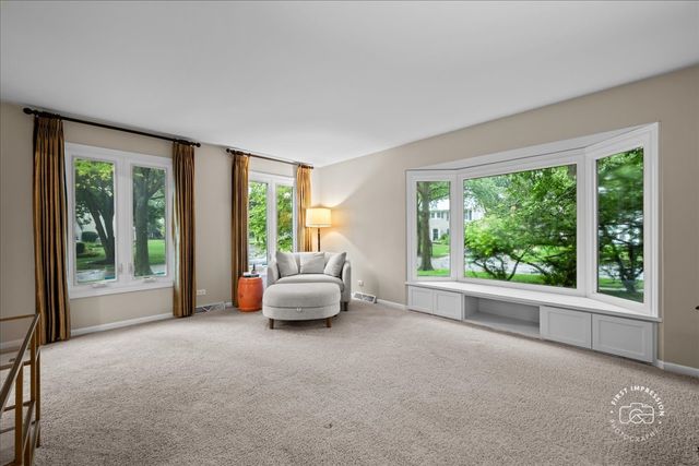 1415 Heatherton Drive, Naperville, IL 60563