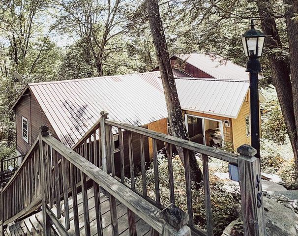 48 Legion Road, Newfane, VT 05345