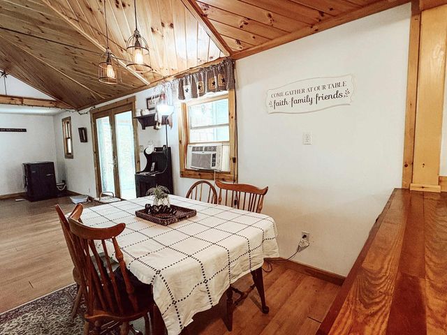 48 Legion Road, Newfane, VT 05345