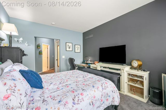 14443 Victoria Drive, Sterling Heights, MI 48313