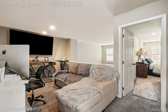 14443 Victoria Drive, Sterling Heights, MI 48313