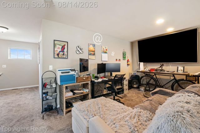 14443 Victoria Drive, Sterling Heights, MI 48313