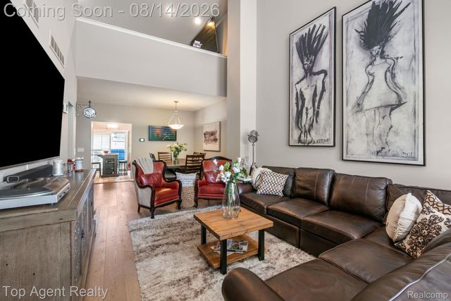 14443 Victoria Drive, Sterling Heights, MI 48313