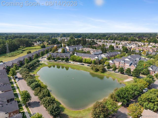 14443 Victoria Drive, Sterling Heights, MI 48313