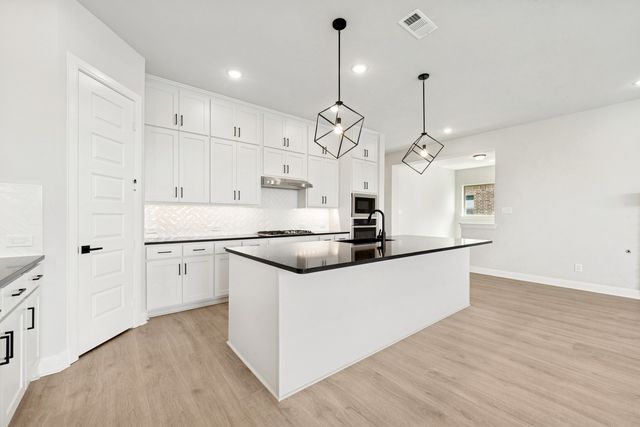 749 Shinnery Oak Way, Waxahachie, TX 75165