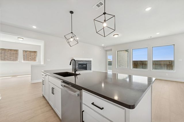 749 Shinnery Oak Way, Waxahachie, TX 75165