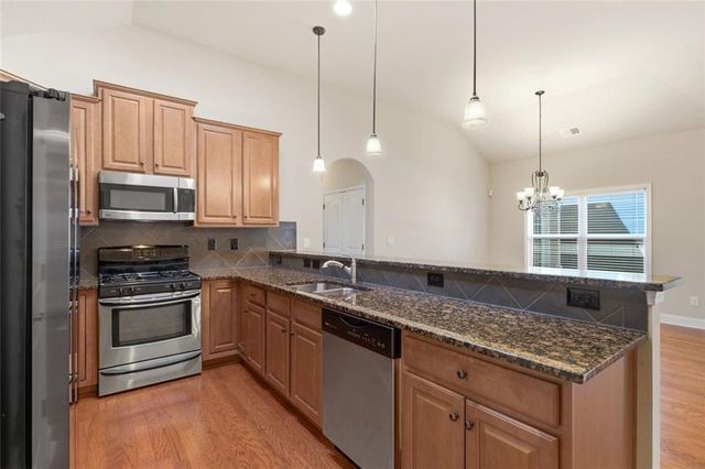 362 Acuba View, Woodstock, GA 30188