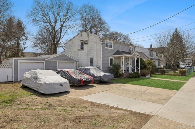 1774 Franklin Avenue, East Meadow, NY 11554