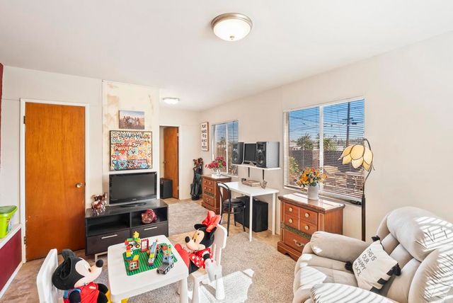 4515 Acacia Avenue, La Mesa, CA 91941