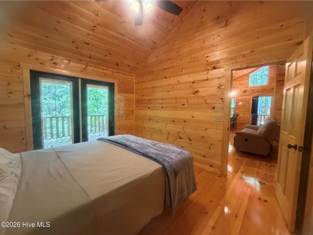 200 Bentley Cove, Murphy, NC 28906