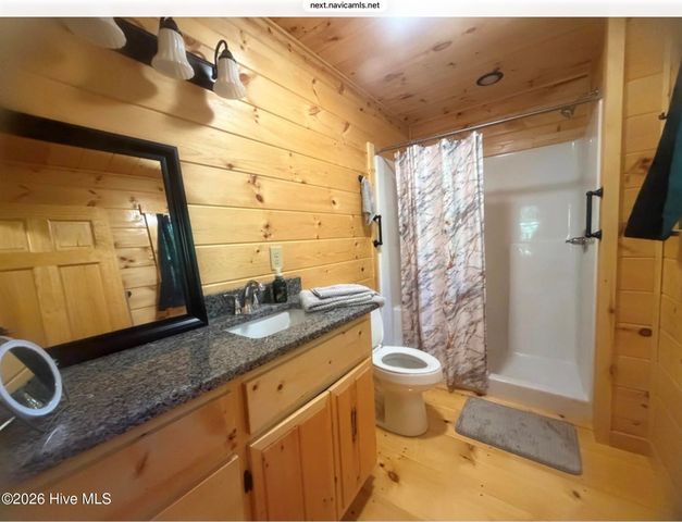 200 Bentley Cove, Murphy, NC 28906