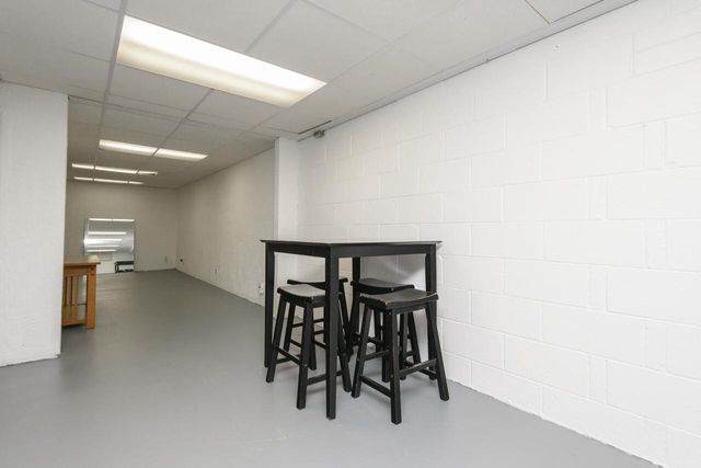 12211 W Florist AVENUE, Milwaukee, WI 53225