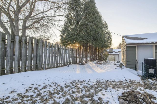 12211 W Florist AVENUE, Milwaukee, WI 53225