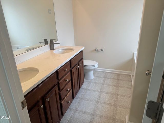 4050 Laurel Glen Drive, Raleigh, NC 27610