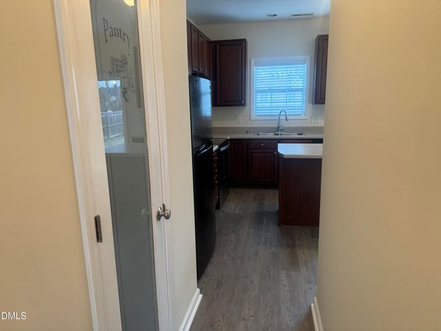 4050 Laurel Glen Drive, Raleigh, NC 27610