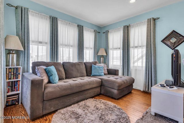 305 Hamilton Avenue, Seaside Heights, NJ 08751