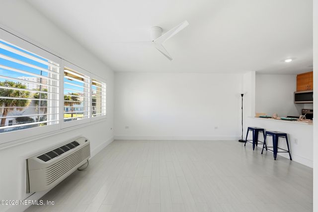 221 13TH AVENUE N 202A, Jacksonville Beach, FL 32250