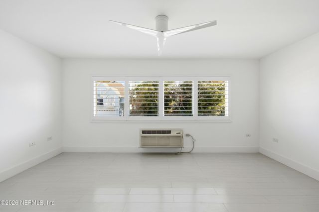 221 13TH AVENUE N 202A, Jacksonville Beach, FL 32250