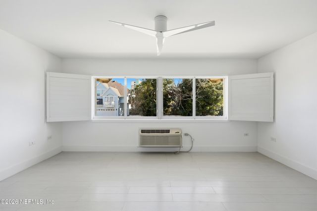 221 13TH AVENUE N 202A, Jacksonville Beach, FL 32250