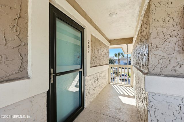 221 13TH AVENUE N 202A, Jacksonville Beach, FL 32250