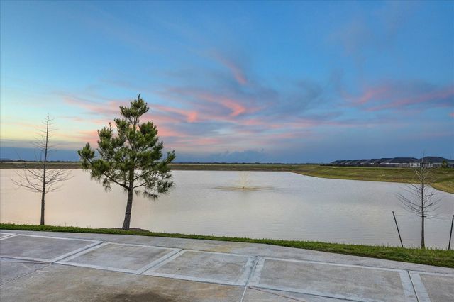 1237 Waterside Trace, Sealy, TX 77474
