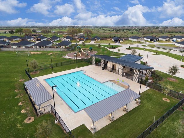 1237 Waterside Trace, Sealy, TX 77474