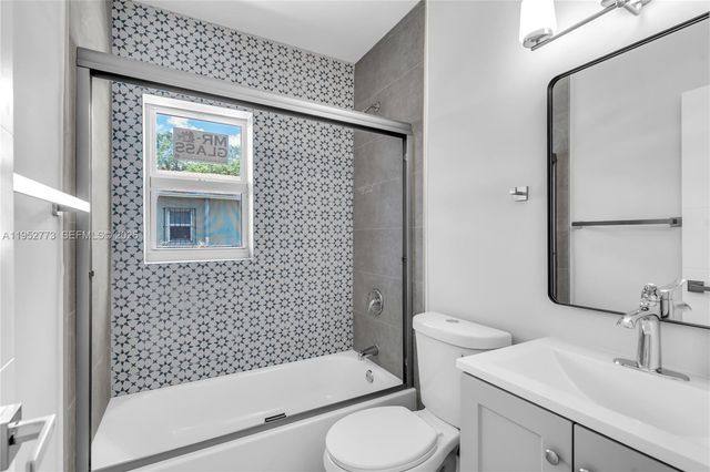 351 NE 82nd St 1, Miami, FL 33138